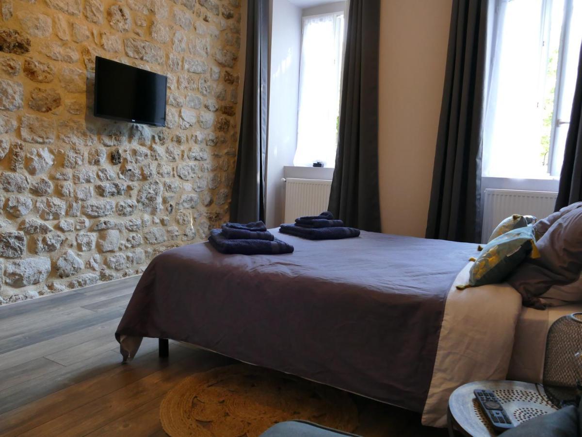Chambres D'Hotes "Au Pied De La Bealiere" Montpezat-sous-Bauzon Eksteriør bilde